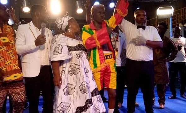 Referee Erasmus Owu lifted the hands of Takyi after his first professional win